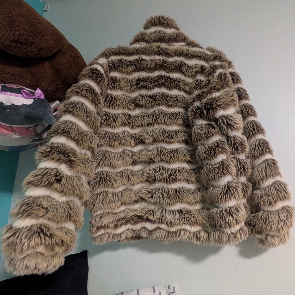 Ameri Mode Faux Fur Medium Jacket - image 2